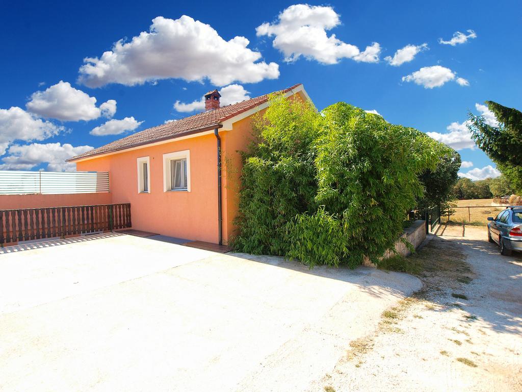 Apartment Luisa 1437 Peruški Dış mekan fotoğraf