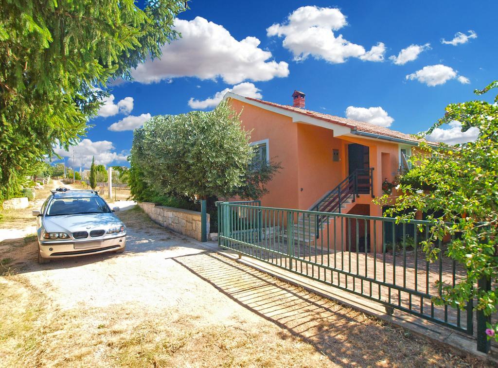 Apartment Luisa 1437 Peruški Dış mekan fotoğraf
