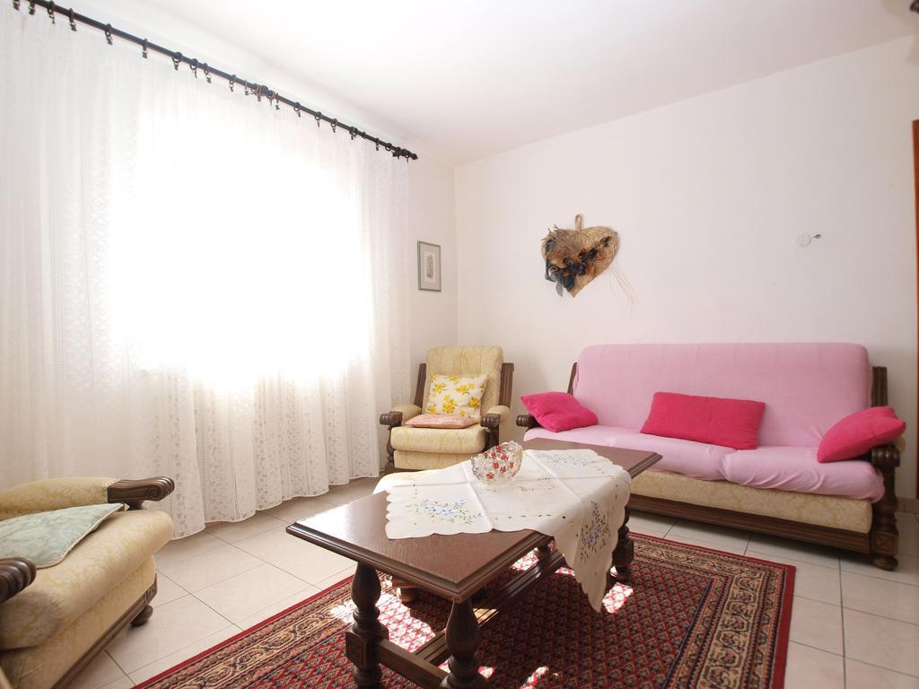 Apartment Luisa 1437 Peruški Dış mekan fotoğraf