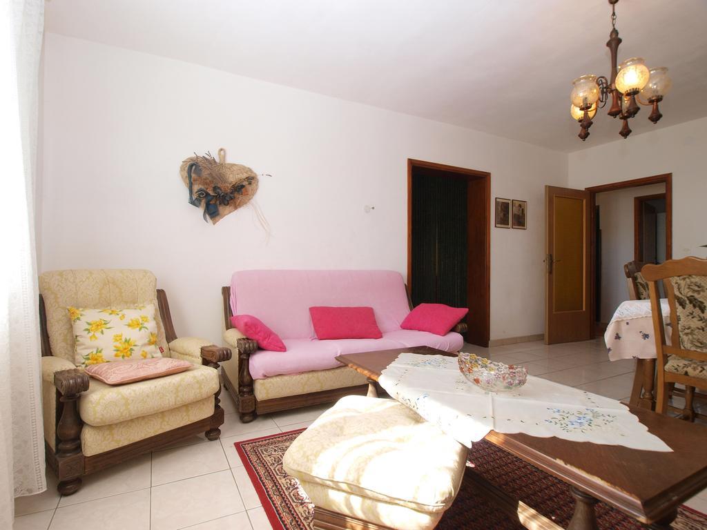 Apartment Luisa 1437 Peruški Dış mekan fotoğraf