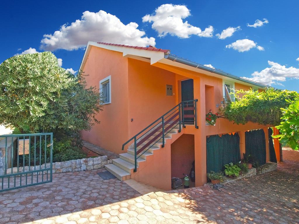 Apartment Luisa 1437 Peruški Dış mekan fotoğraf