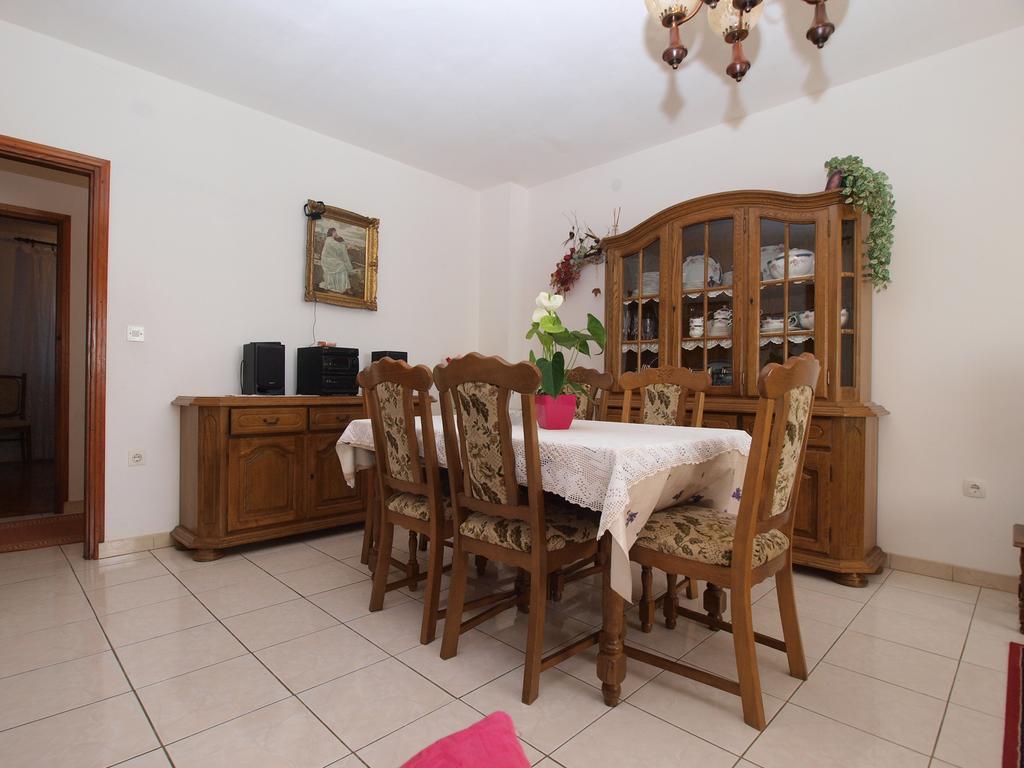 Apartment Luisa 1437 Peruški Dış mekan fotoğraf