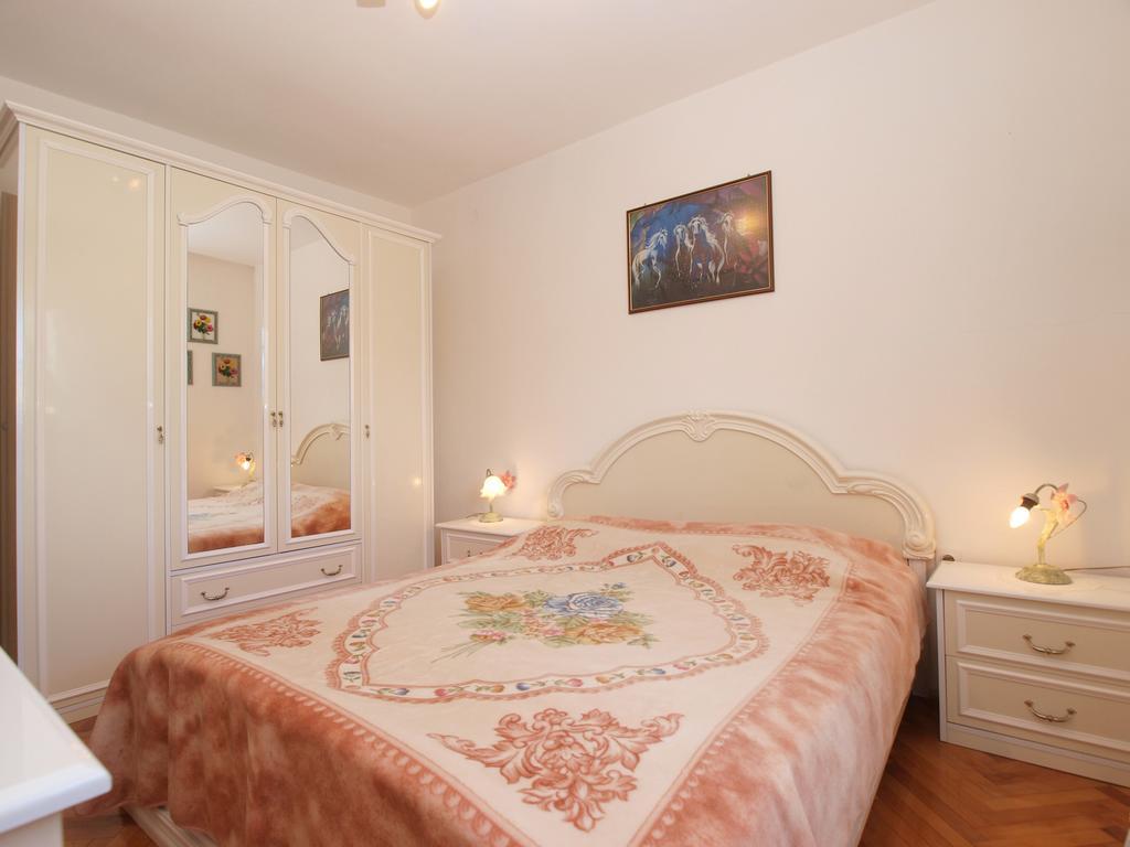 Apartment Luisa 1437 Peruški Dış mekan fotoğraf
