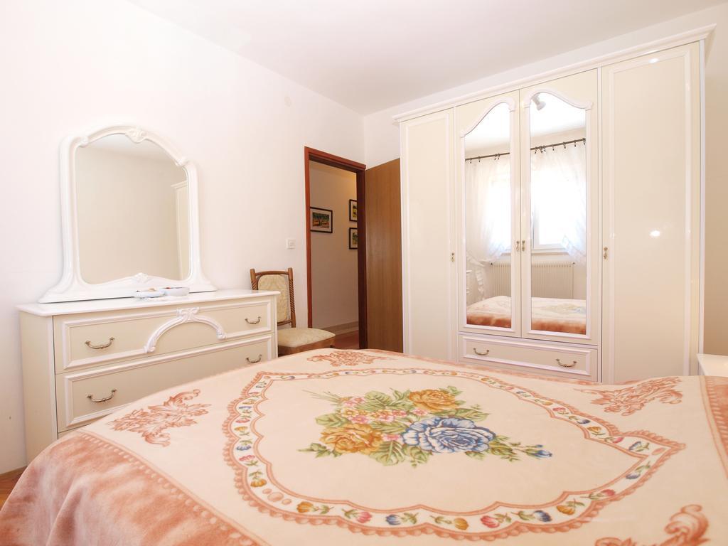 Apartment Luisa 1437 Peruški Dış mekan fotoğraf
