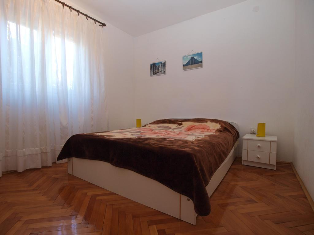 Apartment Luisa 1437 Peruški Dış mekan fotoğraf