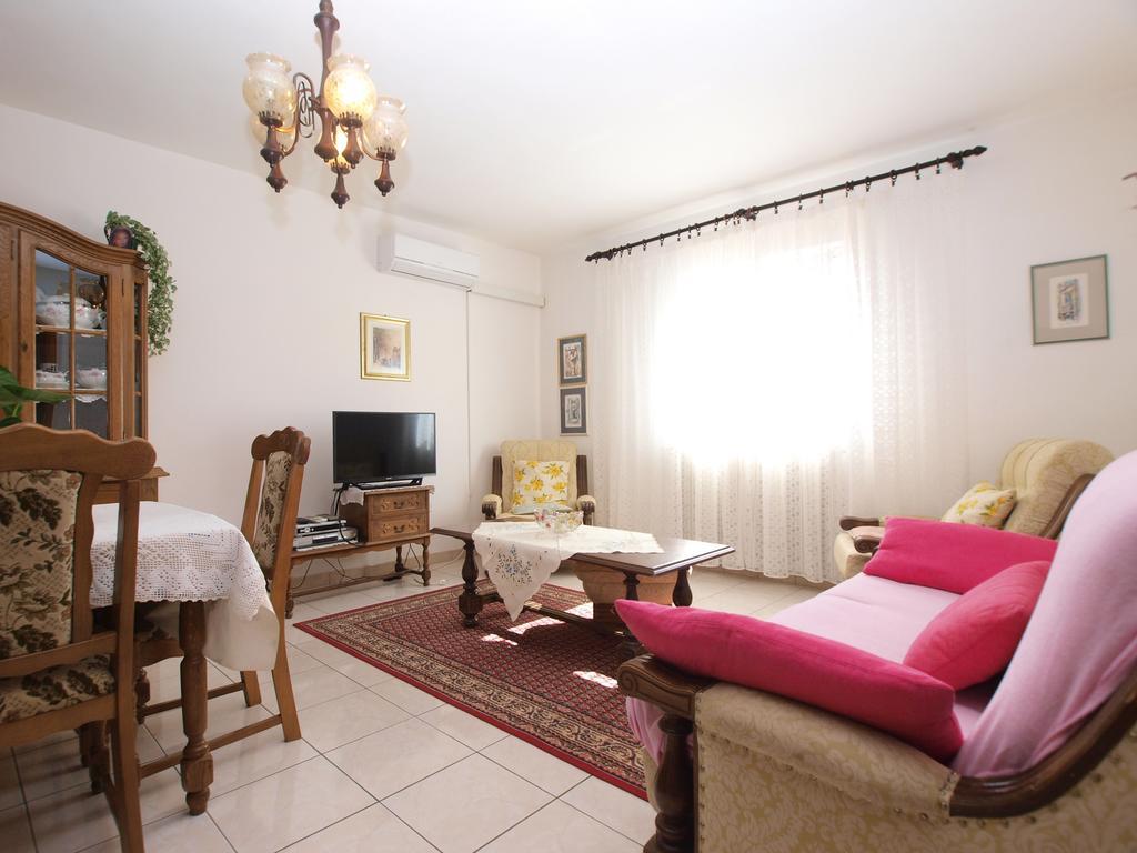 Apartment Luisa 1437 Peruški Dış mekan fotoğraf